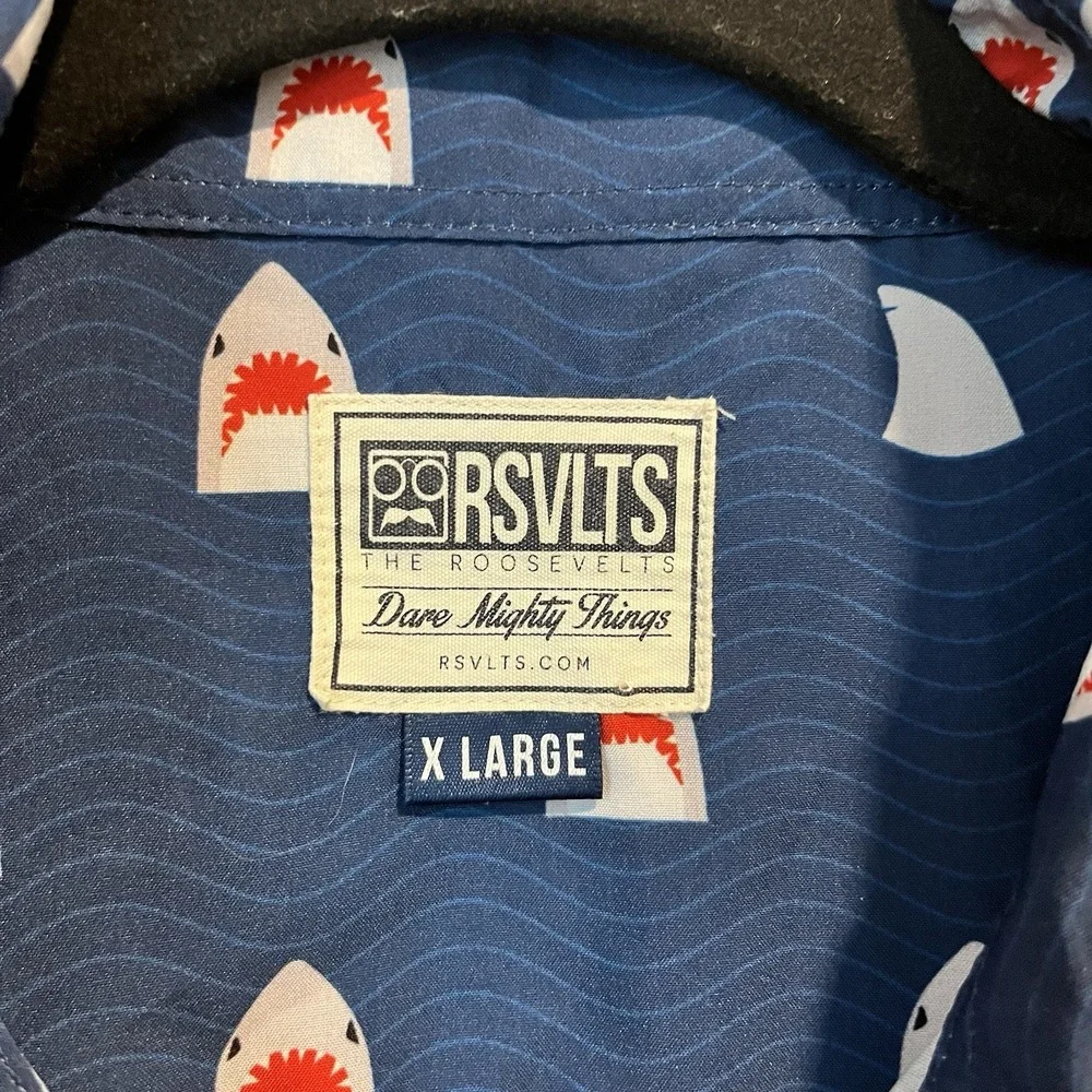 RSVLTS Men's Shirt Size XL Chomp Shark Shirt Short Sleeve Blue Button Up Summery - Picture 2 of 11